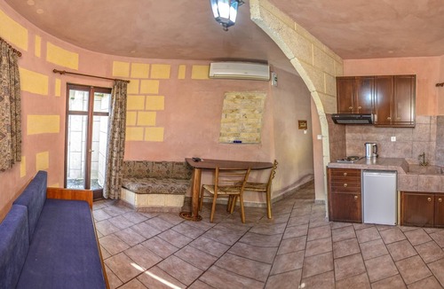 Nopigia House | Nice windmill apartments