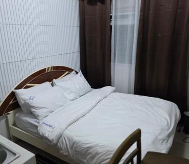 Highway Hills Hotel | Nicecondote
