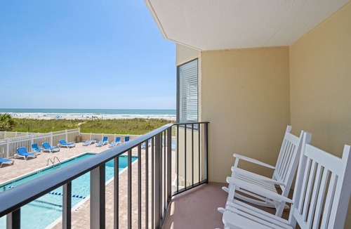 Windy Hill Condo | Nicely decorated Oceanfront Condo + Free Attraction Tickets!