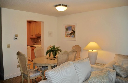 The Meadows Condo | Nicely decorated 2 bedroom 2 bath 2nd floor condo