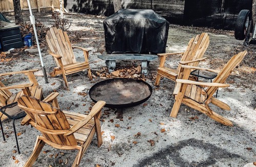 Niceville House | Niceville's Hidden Camper. Your cozy beachy escape