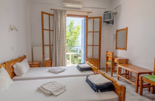 Petra Hotel | Nicholas House