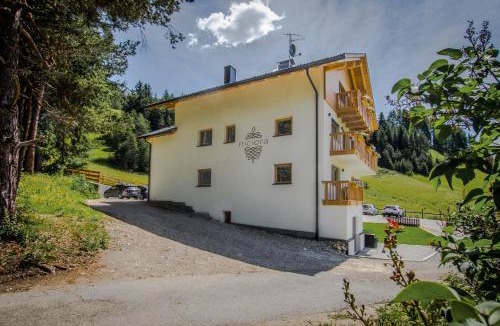 Badia Apartment | Niciora