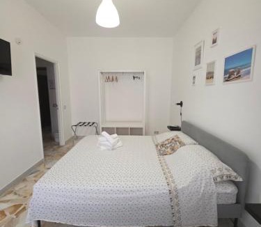 Rosolini House | Nicla, modern Sicilian suites near Marzamemi with private bathrooms