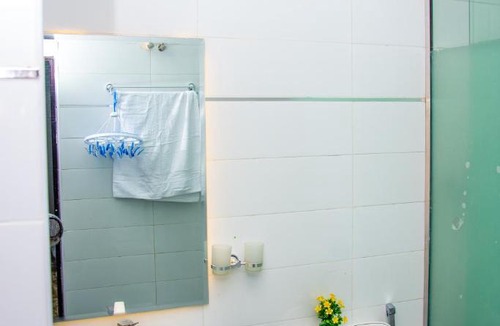 Abuja Apartment | NIFEWAT APARTMENT leed studio apartment with gym, Netflix and WiFi