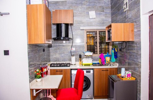 Abuja Apartment | NIFEWAT APARTMENT leed studio apartment with gym, Netflix and WiFi