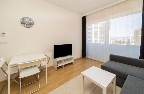 Kepez Apartment | Nifty Flat with Shared Pool in Kepez