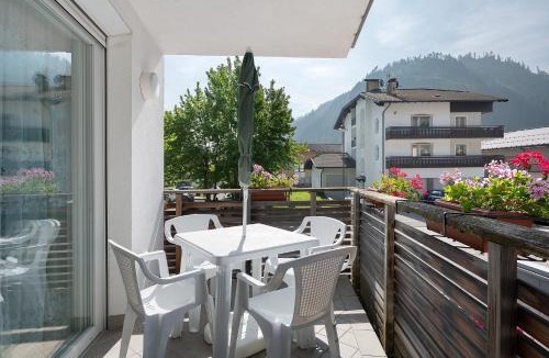 Predazzo Apartment | Night and day 8