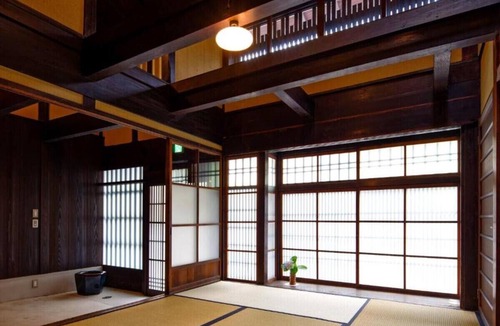 Kamigyo House | Nijo Garden Villa - a beautiful traditional Japanese machiya house