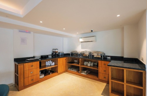 Sector 39 Hotel | Nikko Premier - Near Medanta Hospital