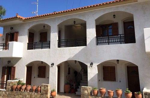 Gialiskari Apartment | Nikos Studio 1 - Studio Apartment, Sleeps 3