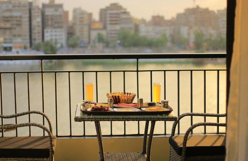 Al Manial Hotel | Nile Diamond Suites