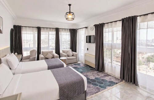 Al Duqqi Hotel | Nile x hostel
