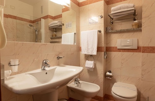 Novoli - San Donato Hotel | NilHotel Florence
