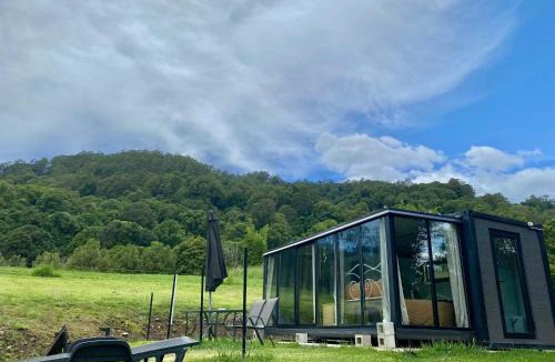 Nimbin House | Nimbin waterfall retreat