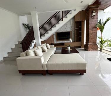 Tibubeneng Villa | NINE NINE VILLA