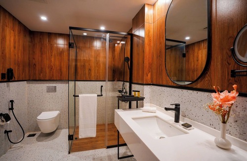 Lahore Hotel | Nine Tree Luxury Hotel & Suites