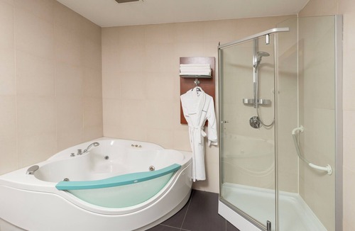 Talimhane Hotel | Nippon Hotel