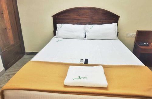 Kuzhithurai Hotel | Nirappil Tourist Home