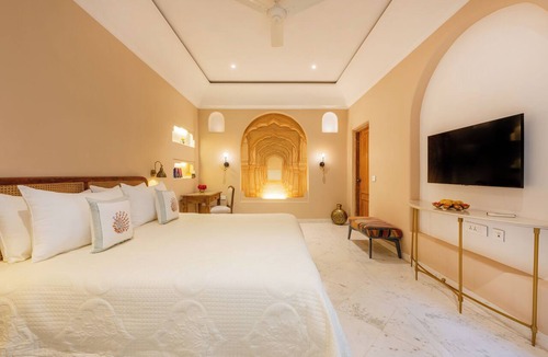 Adarsh Nagar Resort | Niravi Jaipur