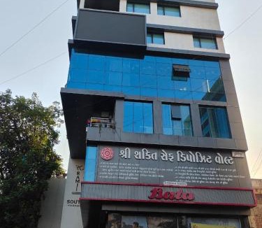 Surat Apartment | Nirrtul Crystal 1BHK Apartment Cozy & Quite