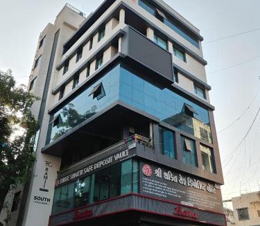 Surat Apartment | Nirrtul Royale 3BHK Apartment Cozy Quite & Specious
