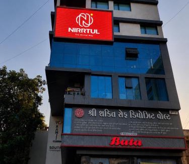 Surat Apartment | Nirrtul Saphhire Studio Apartment Specious & Cozy