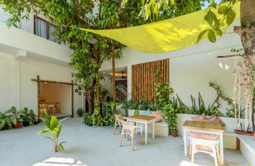 Gaafaru House | Niru Isle Maldives