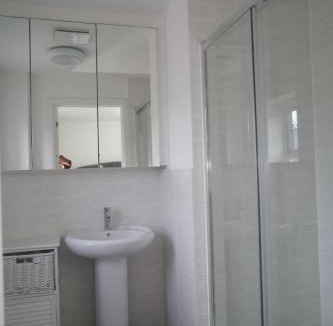 Newport Pagnell House | Nirvana - 4 Bedroom Luxury Home ideal for Holidays, Executives and Contractors