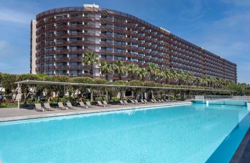 Guzeloba Mahallesi Resort | Nirvana Cosmopolitan Hotel - Convention & Sports Center