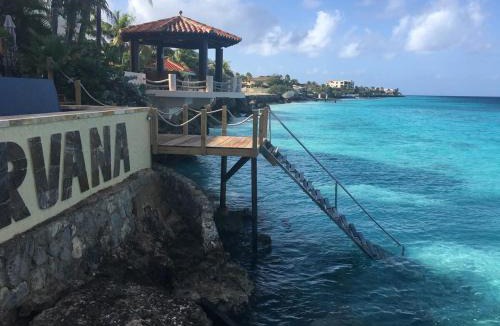 Belnem Villa | Nirvana Lodge with Private Pool and House Reef