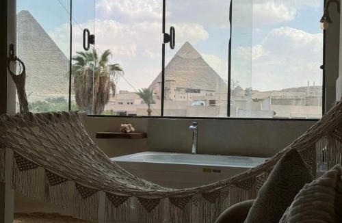 Al Haram House | Nirvana pyramids & city view