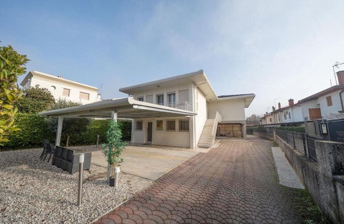 Noale Apartment | Nirvana's Home 3 near Venice