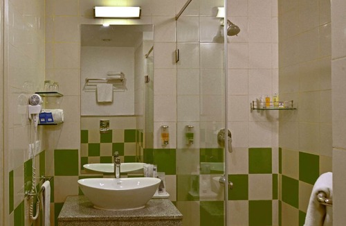 Sindhi Camp Hotel | Nirwana Hometel Jaipur