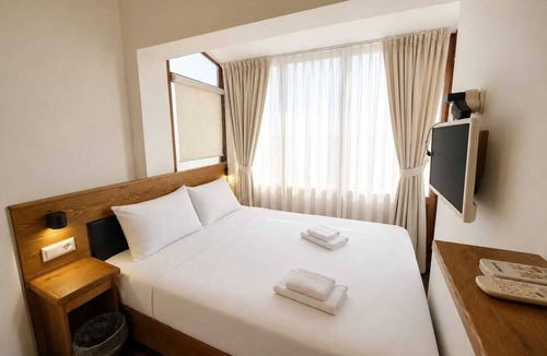 Ayvalik City Center House | Nisa Pansiyon