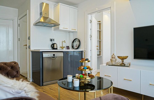Eski Lara Apartment | Niss Gold