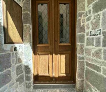 Mandraki Apartment | Nisyrian Memories- Traditional wood & stone house