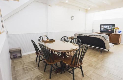 Bang Na Apartment | Nitichai Place, Private Sukhumvit Townhome 8PAX