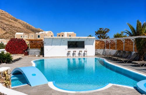 Perissa Hotel | Noème Santorini