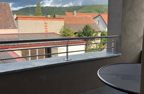 Iphofen Apartment | No.2 Apartment "BioBausewein" – with Private Balcony and Wi-Fi