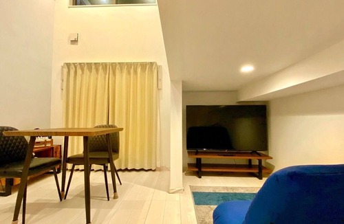 Nishi Ward Apartment | No 205 Close to Kumamoto station with kitchen Queen bed 55inch TV with video app/Kumamoto Kumamoto