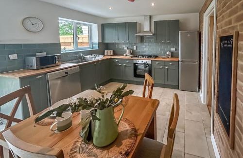 Foxley House | No 3 Rabbit Warren-Uk44299