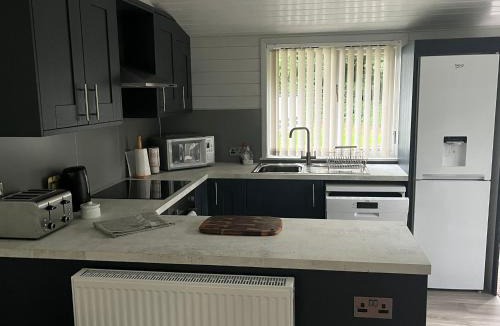 Milford on Sea Cabin | No 4 Dane Park