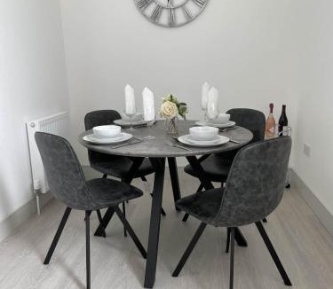 South Galson Apartment | No 49 a spacious executive apartment in Inverness