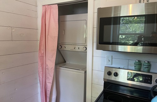 Murfreesboro House | NO CLEANING FEE! Boro Babe Cave.Eclectic Vibes + Modern Amenities