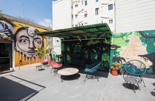 El Clot Hostel | No Limit Hostel Graffiti