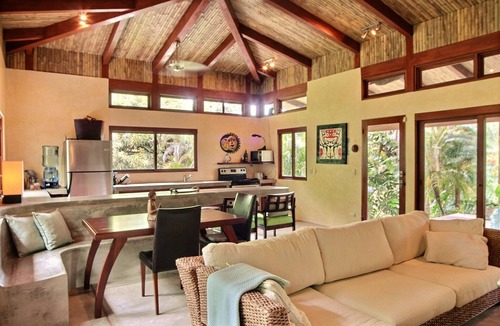 Playa Hermosa Cobano House | No roads to cross or hills to hike! A 3 min walk to exquisite Hermosa Beach!