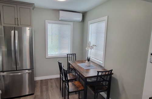 El Monte Apartment | NO SERVICE CHARGE - Cozy & Modern 1-Bedroom Getaway in El Monte