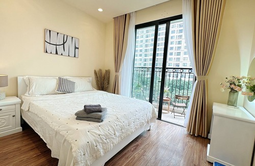 Hoan Kiem Apartment | -No service fee needed -Located in luxury centre of Ha Noi