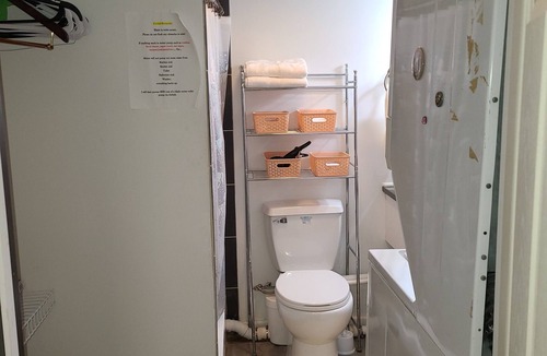 Bethlehem Apartment | No sharing space, minutes walk to tens of restaurants, Hotel Bethlehem.